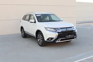 mitsubishi-outlander-2020-gcc-excellent-condition-without-accident