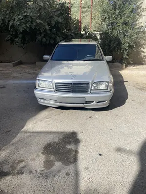 used-mercedes-benz-c-class-in-amman