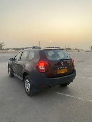 used-renault-duster-in-al-batinah