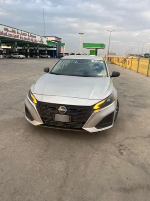 used-nissan-altima-in-basra