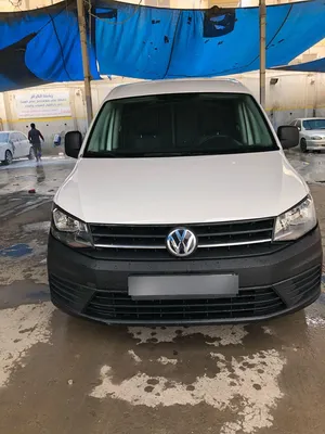 used-volkswagen-golf-in-madaba