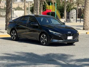 hyundai-elantra-2022-black