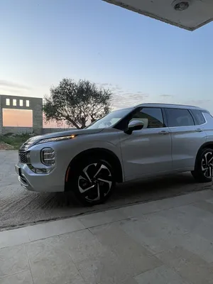 mitsubishi-outlander-montero-sport