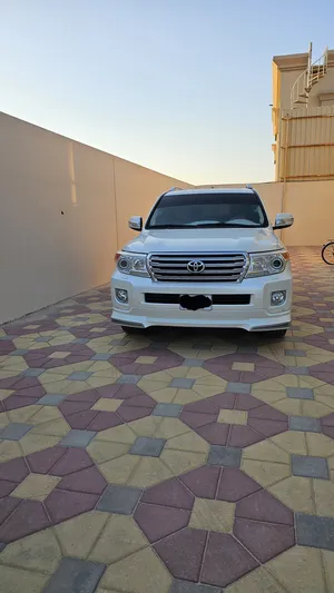 used-toyota-land-cruiser-in-um-al-quwain