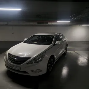 used-hyundai-sonata-in-southern-governorate