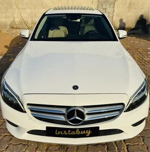 used-mercedes-benz-c-class-in-abu-dhabi