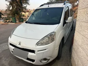 بيجو-بارتنر-تي-بي-2015-مركبه-بحاله-الوكاله-تم-عمل-صيانه-ميكانيك-كامله-للمركبه-قبل-شهر-وزيوت-وفلاتر