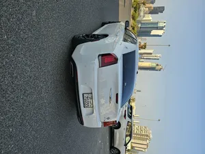 new-chrysler-300-in-kuwait-city