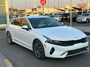 used-kia-k5-in-sharjah