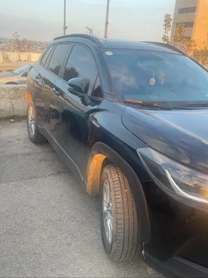 used-toyota-corolla-cross-in-amman