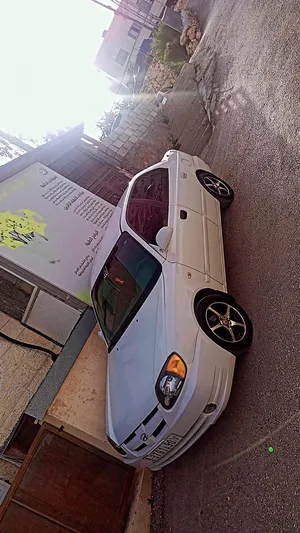 هيونداي-فيرنا-2002