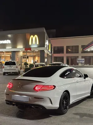 mercedes-c200-coupe-amg-2020