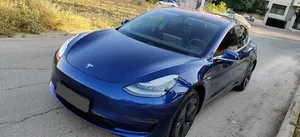 used-tesla-model-3-in-amman