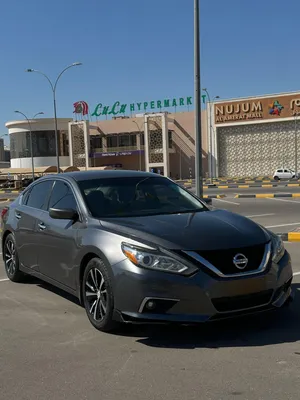 used-nissan-altima-in-muscat