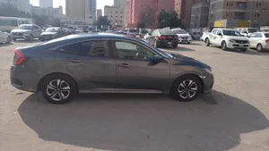 used-honda-civic-in-hawally