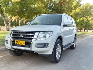 mitsubishi-pajero-3-8