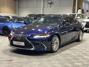 lexus-es-350-model-2019