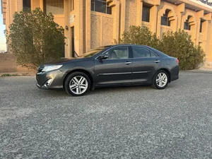 used-toyota-camry-in-farwaniya