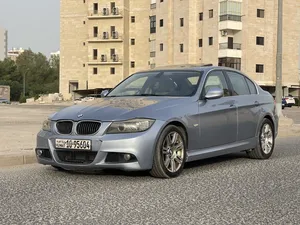 bmw-323i-كامل-المواصفات-عداد-138-000-كم