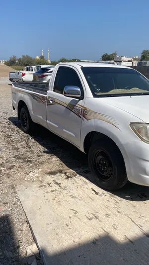 used-toyota-hilux-in-al-batinah