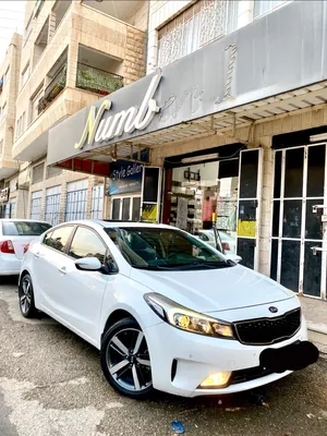 used-kia-cerato-in-hebron