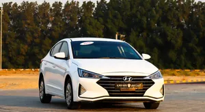 used-hyundai-elantra-in-sharjah