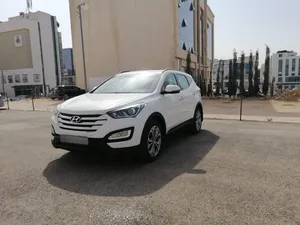 used-hyundai-santa-fe-in-amman