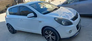 هونداي-i20-جير-عادي