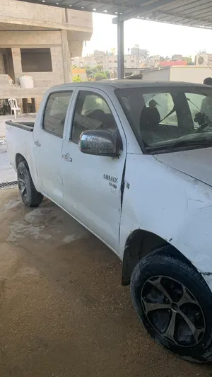 used-toyota-hilux-in-tulkarm