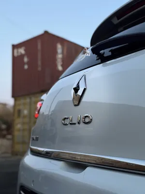 used-renault-clio-in-ramallah-and-al-bireh