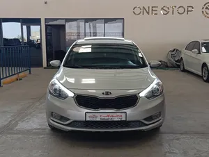 كيا-سيراتو-كاملة-خليجي-1-6-kia-cerato-top-line