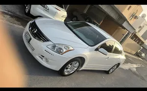 used-nissan-altima-in-southern-governorate