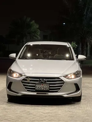 used-hyundai-elantra-in-central-governorate