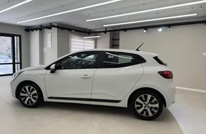used-renault-clio-in-ramallah-and-al-bireh