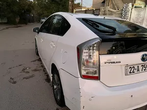 new-toyota-prius-in-baghdad