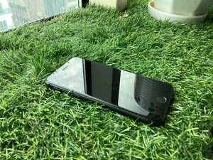 iphone-8-full-black-mint-condition