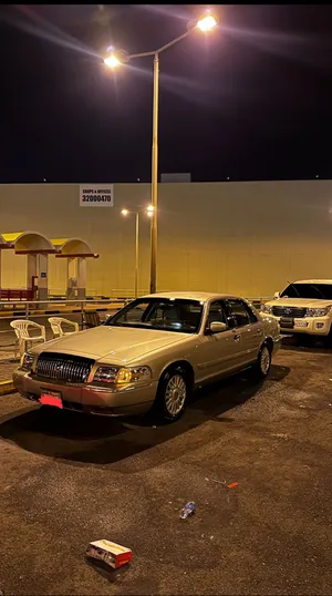 used-ford-crown-victoria-in-northern-governorate