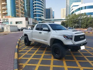 dhs-35500-2008-toyota-tundra-4x4-مسرفس-بالكامل