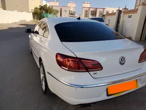 used-volkswagen-passat-in-muscat