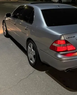 lexus-ls400-2004