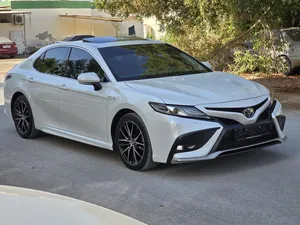 toyota-camry-gcc-v4-2022-price-107-000-aed