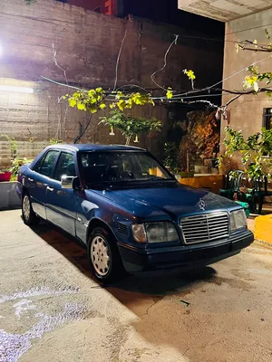 مرسيدس-بطة-w124