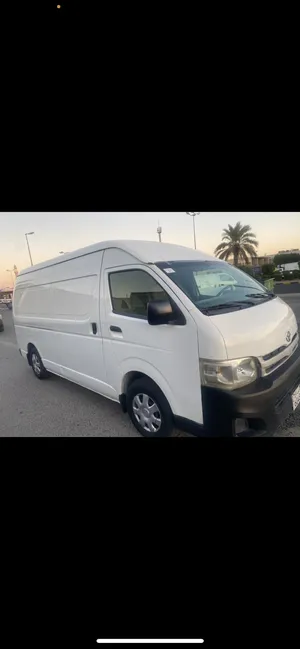 used-toyota-hiace-in-kuwait-city