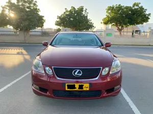 new-lexus-gs-in-muscat