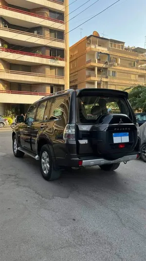 used-mitsubishi-pajero-in-cairo