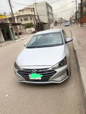 used-hyundai-elantra-in-basra