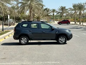 renault-duster-2019-grey