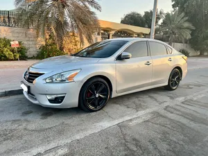 used-nissan-altima-in-dubai