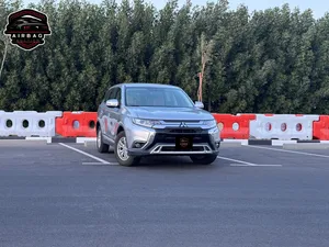 used-mitsubishi-outlander-in-hawally