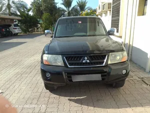 used-mitsubishi-pajero-in-sharjah